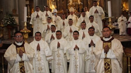 2 NUEVOS SACERDOTES Y 15 DIÁCONOS PARA LA ARQUIDIÓCESIS DE PUEBLA